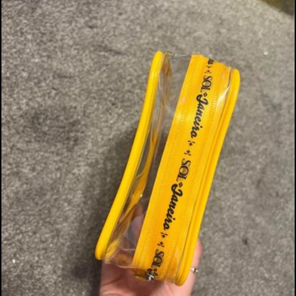 Brand Cosmetic Bags - Picture 4 of 6